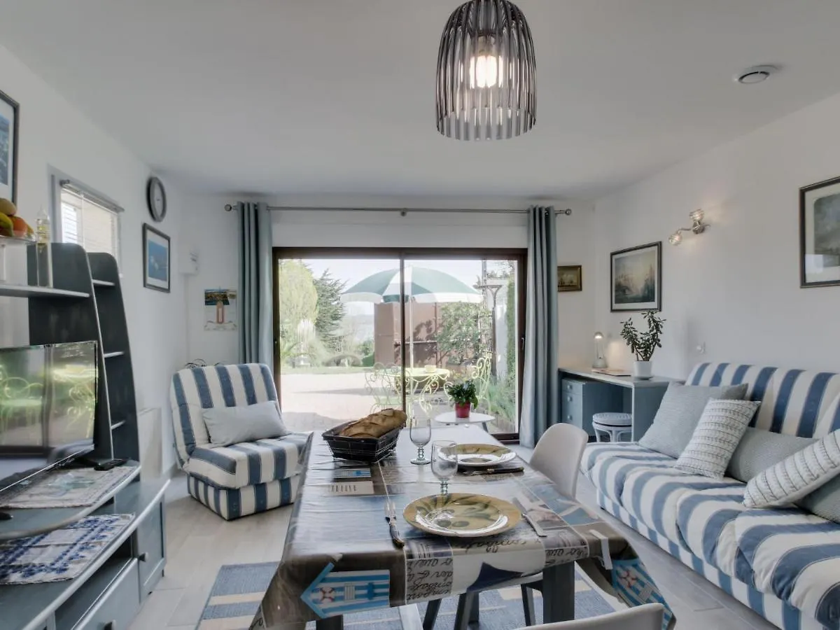 Studio Les Genêts La Richardais Frankreich